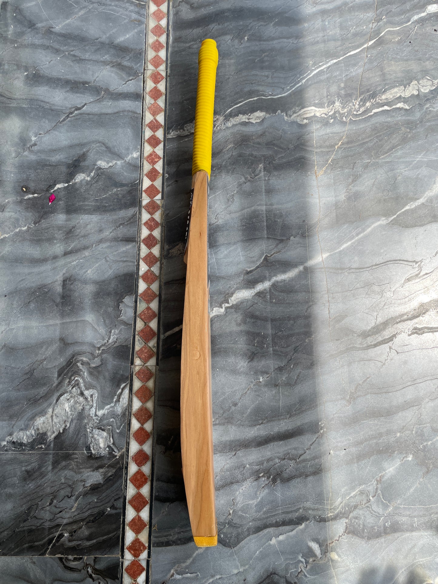 Kartoos Barrel cut Gold  Edition - Flat Blade - Hard Tennis Bat