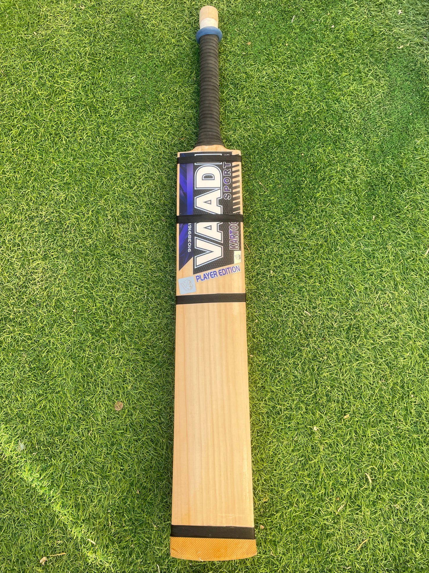 Kartoos Diamond cut Gold  Edition - Flat Blade Hard Tennis Bat