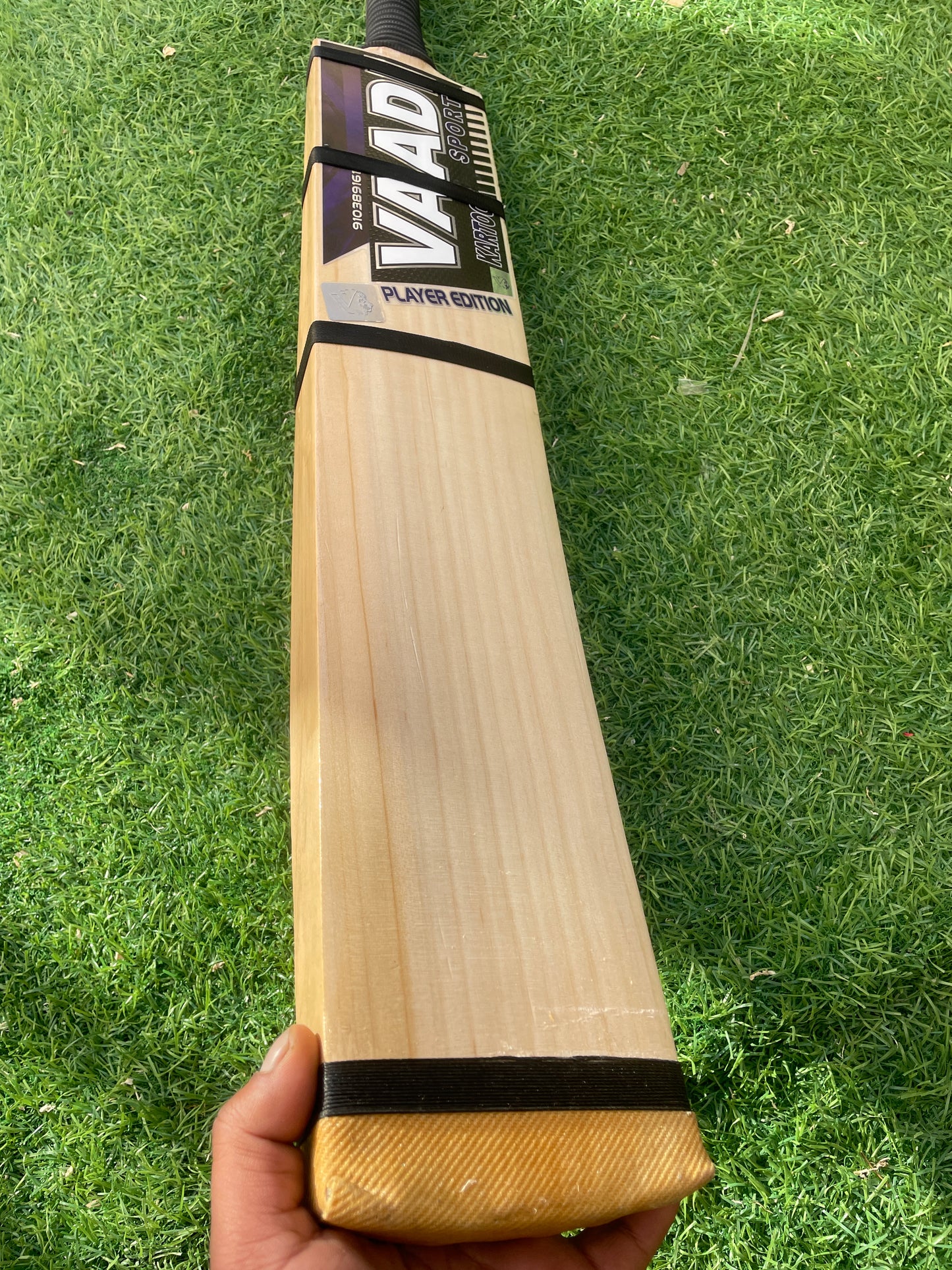 Kartoos Diamond cut Gold  Edition - Flat Blade Hard Tennis Bat
