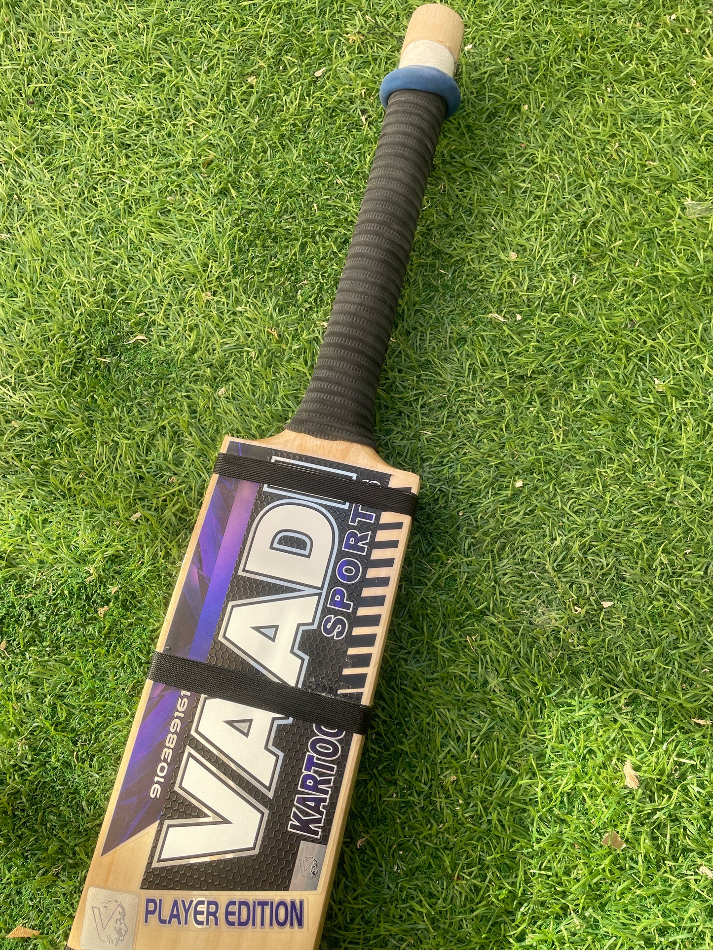 Kartoos Diamond cut Gold  Edition - Flat Blade Hard Tennis Bat