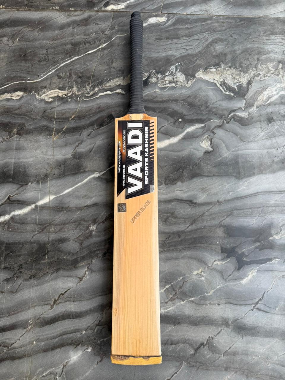 WEAPON- MAX EDGE SINGLE SCOOP - HARD TENNIS BAT
