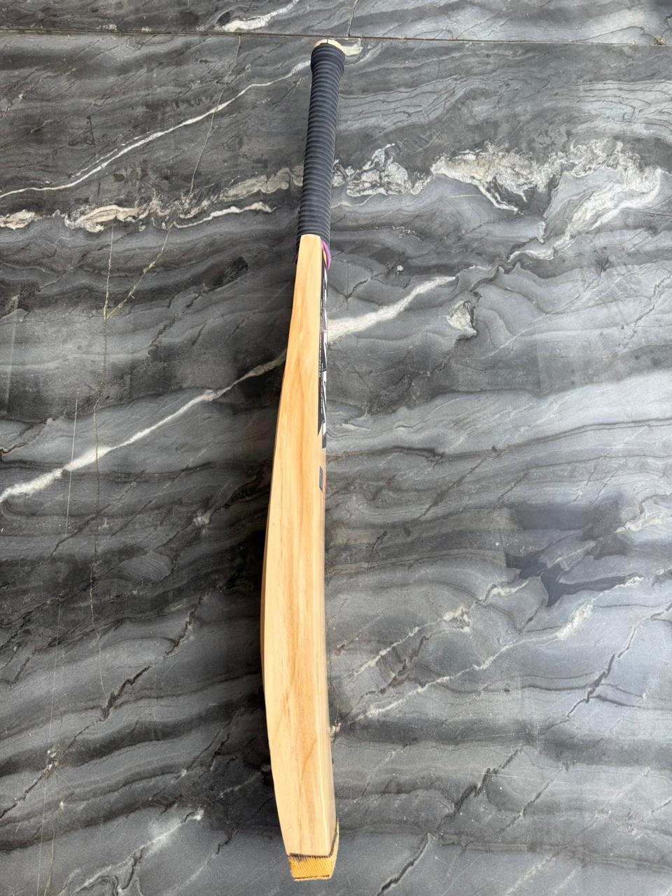 Weapon Non Scoop Edition – Double Blade Hard Tennis Bat