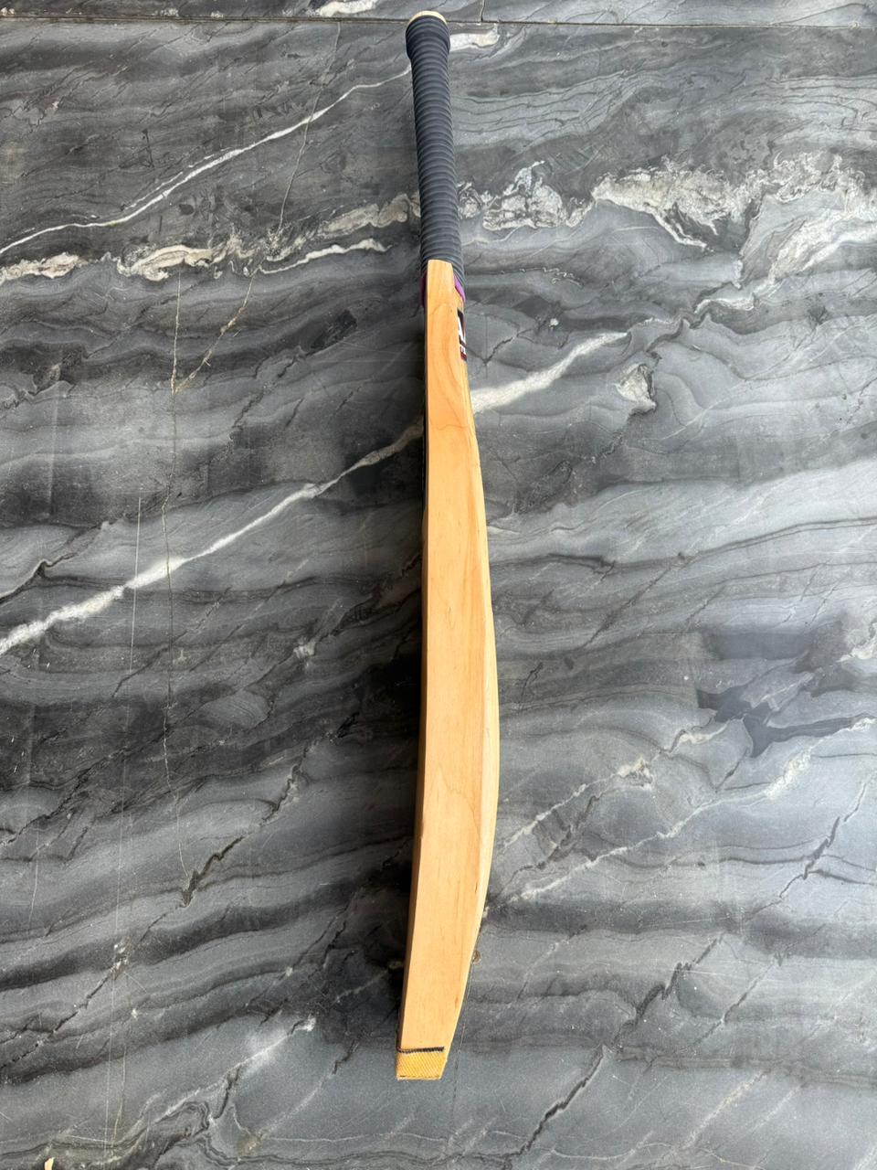 Weapon Non Scoop Edition – Double Blade Hard Tennis Bat